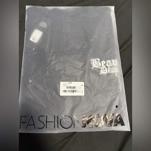 Fashion Nova Beautiful Disaster Tee - Black - Picture 2 of 6